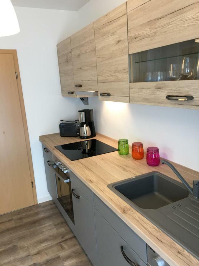 Ferienwohnung Am Wald Хахенбург Екстериор снимка